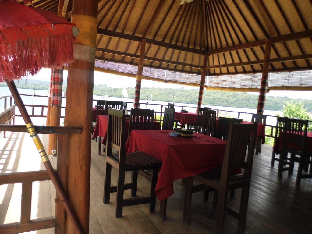 White Sandy Beach Menjangan Hotel Banyuwedang Екстериор снимка