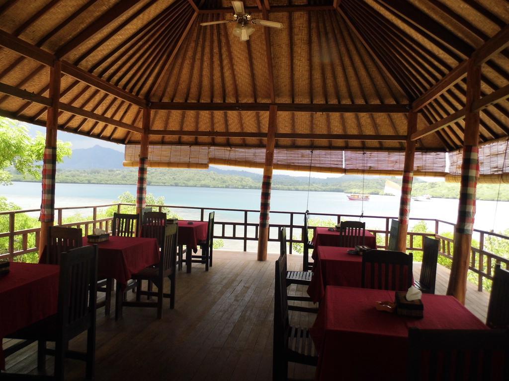 White Sandy Beach Menjangan Hotel Banyuwedang Екстериор снимка