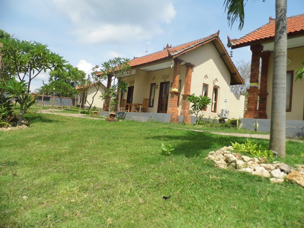 White Sandy Beach Menjangan Hotel Banyuwedang Екстериор снимка